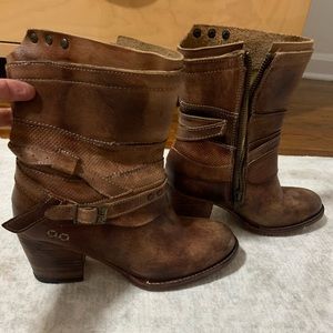 Bed Stu Cobble Series boots, distressed brown, size 8